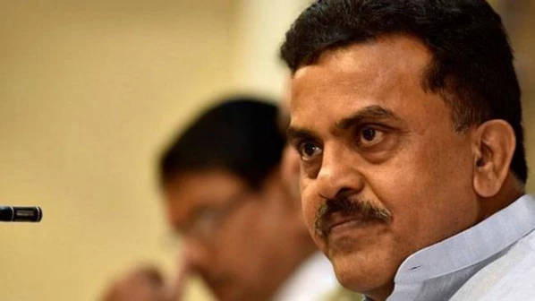 Congress' Internal Conflict: Rahul Gandhi will decide Nirupam's fate